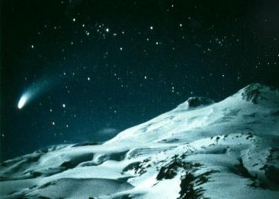 Hale- Bopp über dem Kaukasus, zu Weihnachten 1997